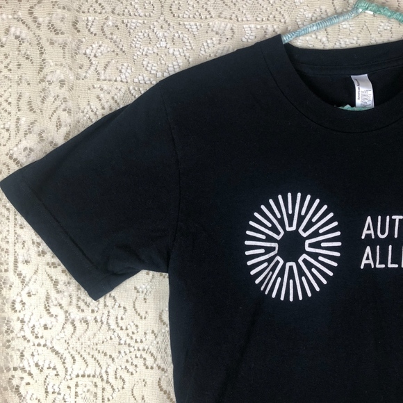 📚 Authors Alliance tee [used] - Picture 3 of 6